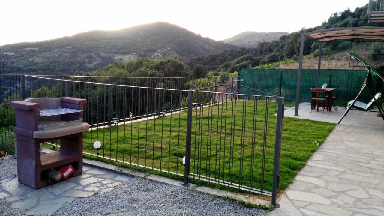 La Peonia Casa Vacanze In Montagna Prato Verde Panorama Stupendo Sardegna Seulo Exterior photo